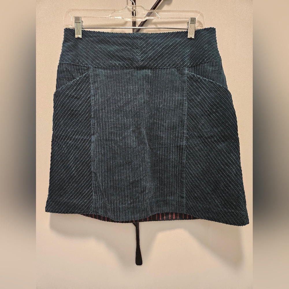 Anthropologie Maeve ribbed velvet hunter green skirt size 6